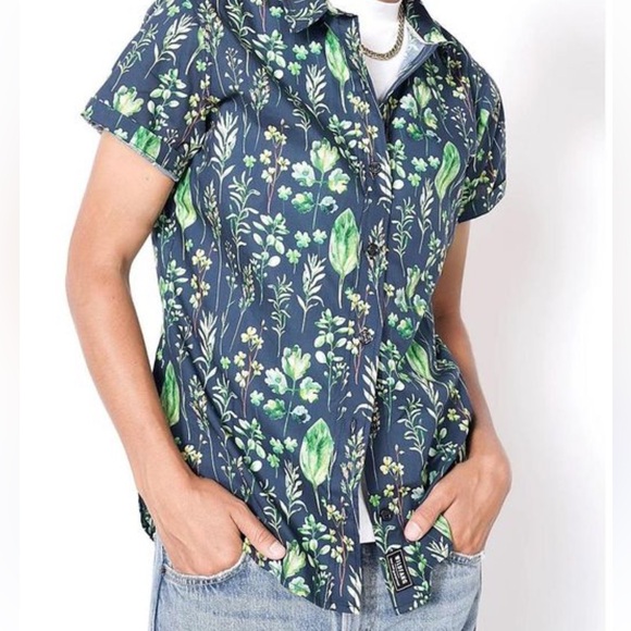 NWT Wildfang The Essential Button Up Floral Shirt Green Blue S Leaf - Picture 3 of 9